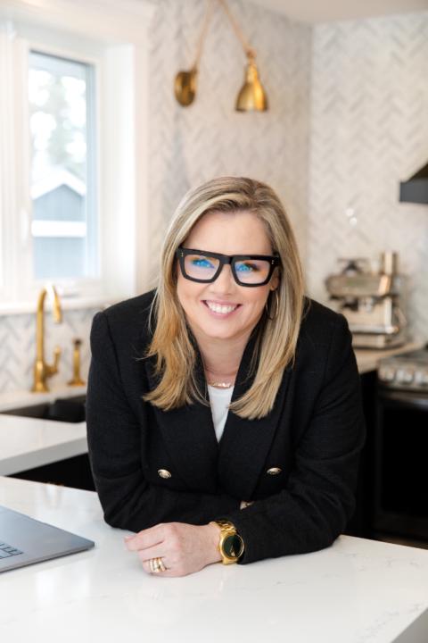 Laura Thornton