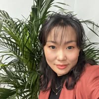 Nadia Bnx