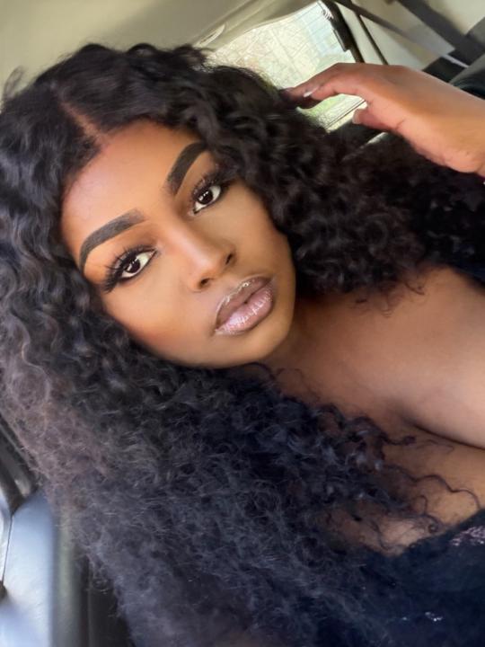 Ache Okolo