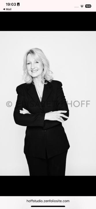 Yvonne Gray