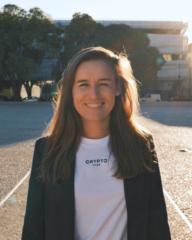 Mélanie Lcc