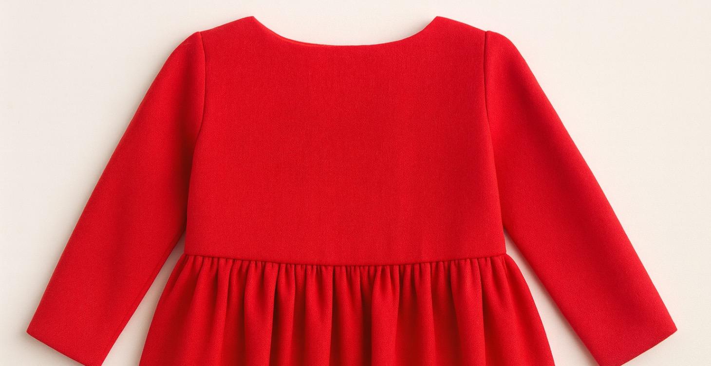 Abito Bimba: dal capo pronto alla confezione