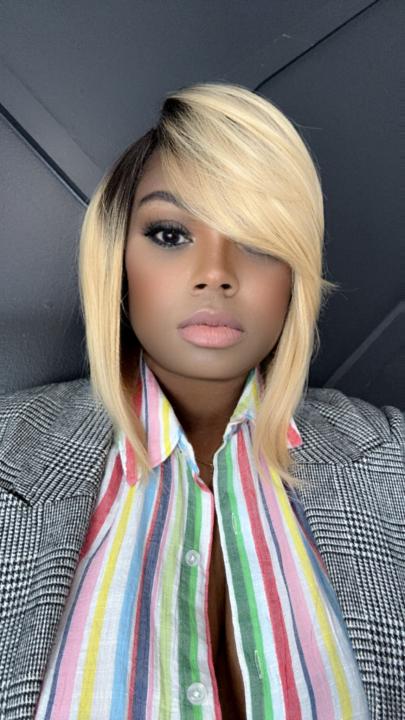 Ebony aka 𝒜𝒻𝒾𝒶 