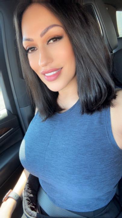 Veronica Flores