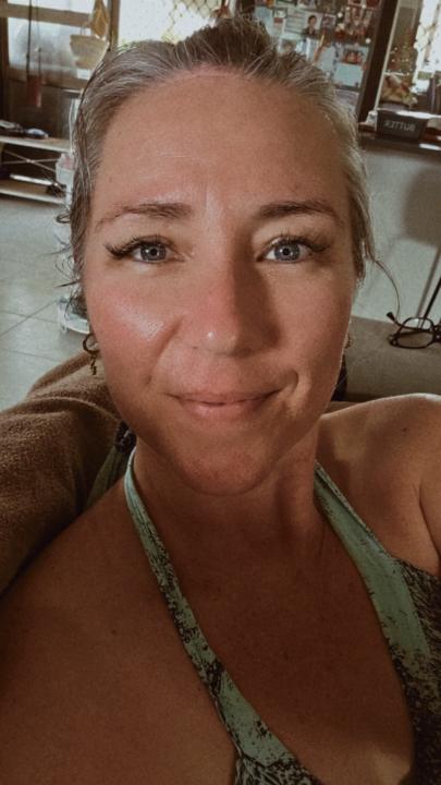 Kelli Bout