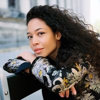 Violaine F Grainville