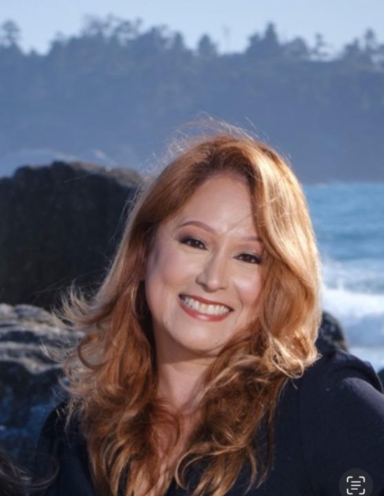 Karina Velasquez Santa Cruz