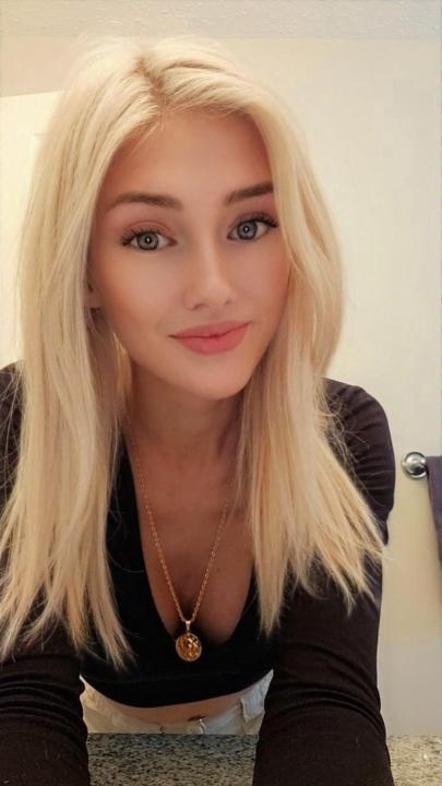 Julianne St-Denis