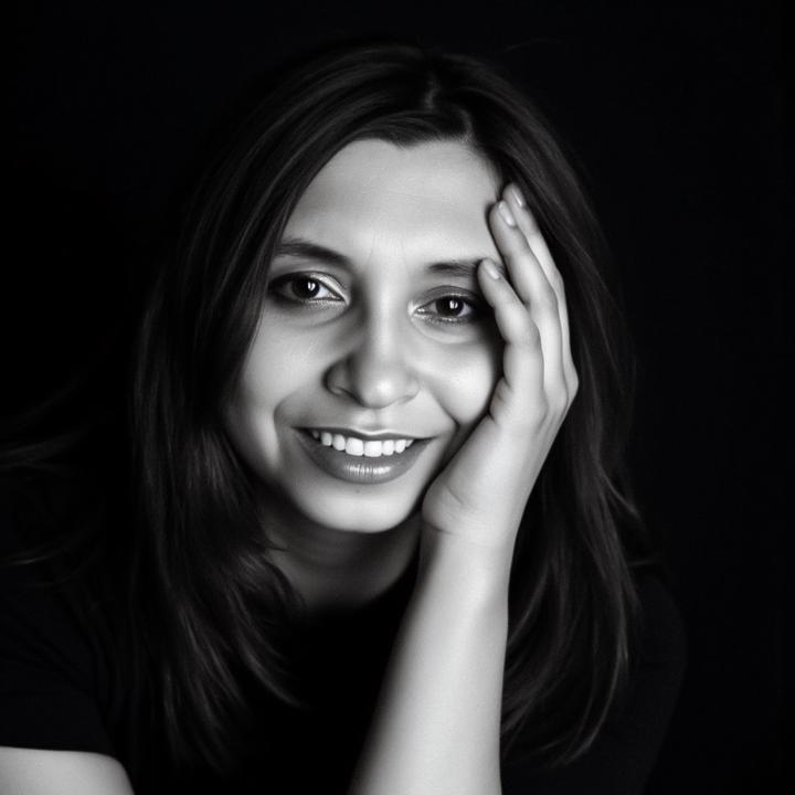 Yulia Lawrence