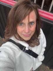 Amy Holton
