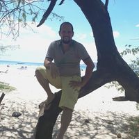 Michael Solís Salas