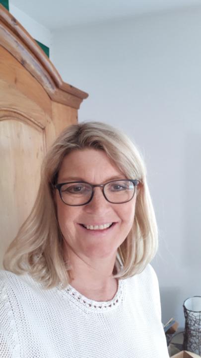 Angelika Schwarz