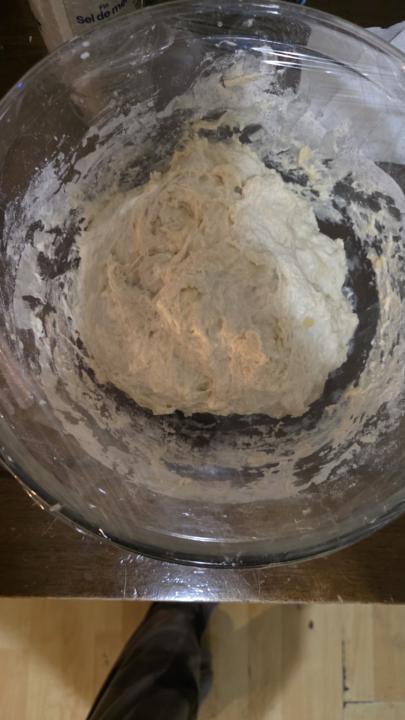 Sourdough pizza 