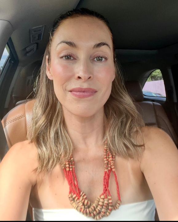 Valeria Lozano