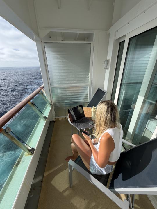 📌 Here for the working remotely tips? You are in the right place.