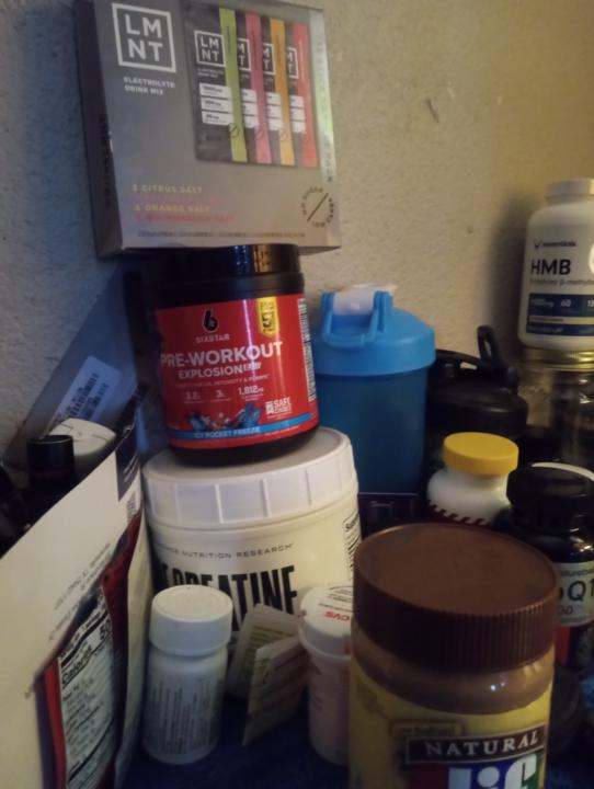 6 six star pre workout powder (stomach ache)