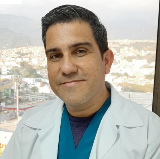 Ernesto Nova Pinzón