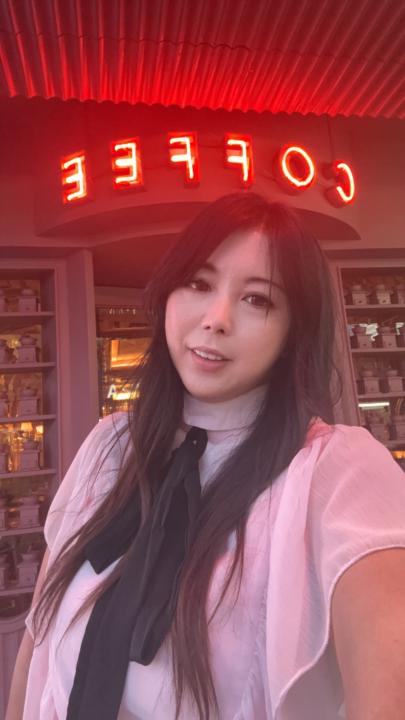 Huang Stefanie