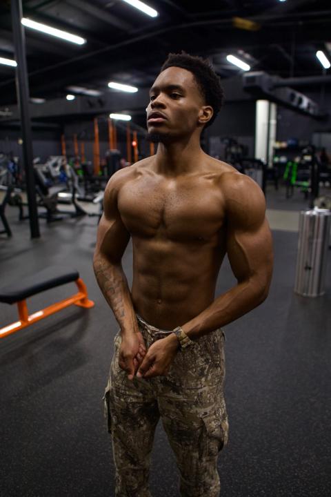 Zivon Ais