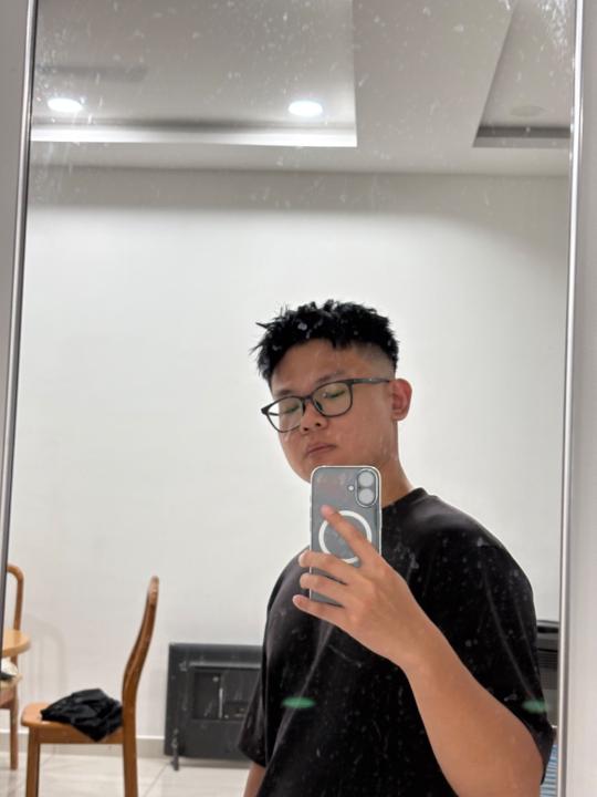Kah Weng Yong