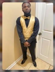 Troyveionce Young