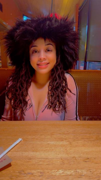 Sandanesia Johnson