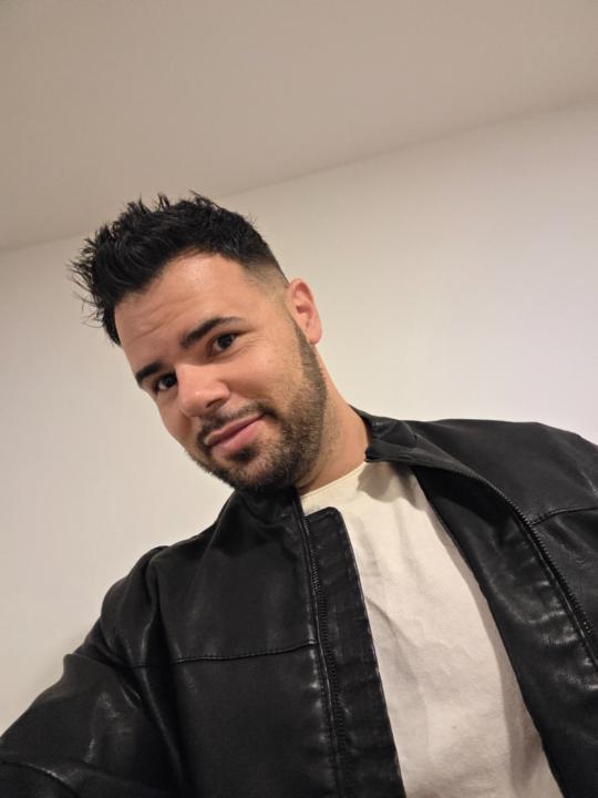 Michael Castaño