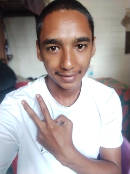 Teihoarii Tuarii, Tini