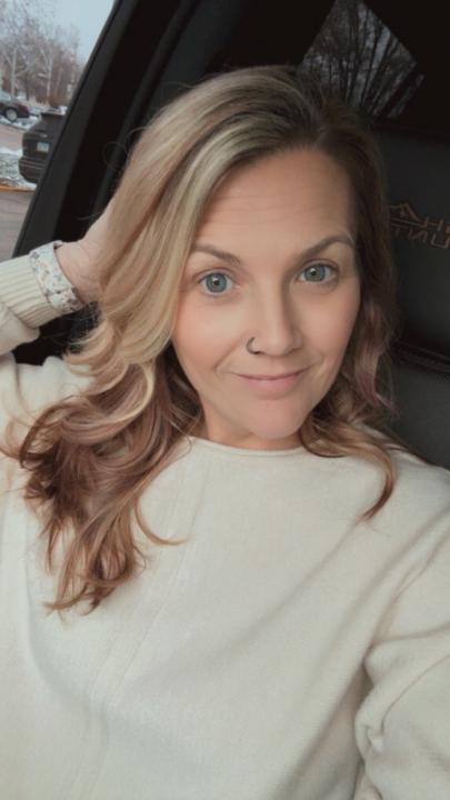 Ashley Handschumaker