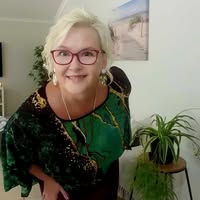 Nina Hoven