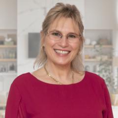 JoAnne Magurn