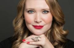 Sarah J.maas