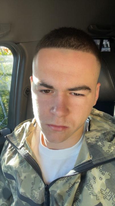 Алекс Гебрев