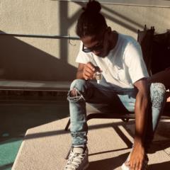 Yvn Legazy