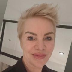 Katja zur Linden