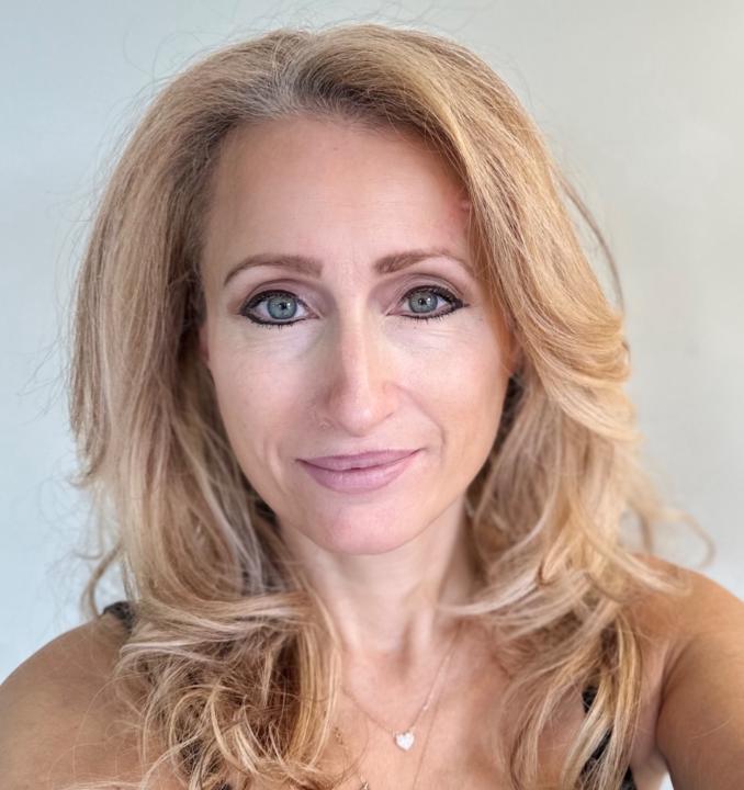 Doris Markos