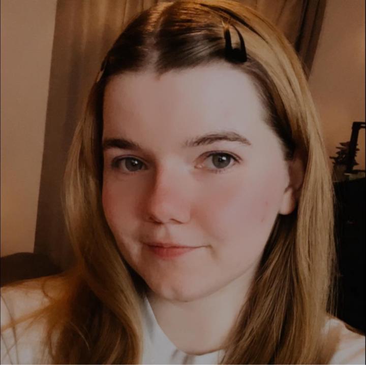 Caitlin Holsing