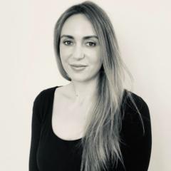 Anouk Renner