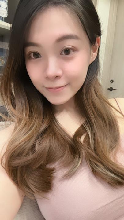 黃 暄萱