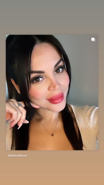 Nathy Amaya polo