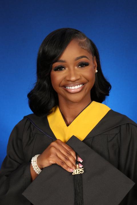 RoQuiya Robinson