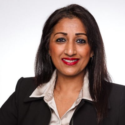 Dr Parveen Smith
