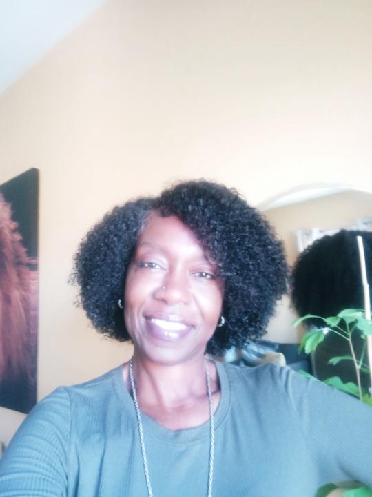 Lisa James