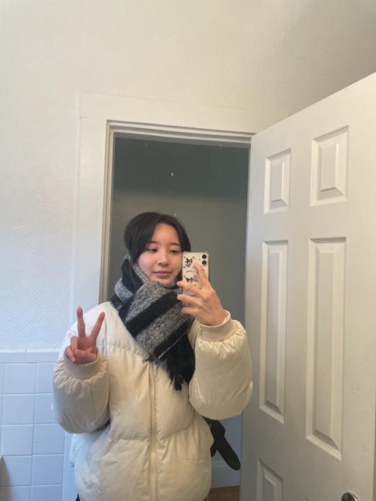 Yumi Kim