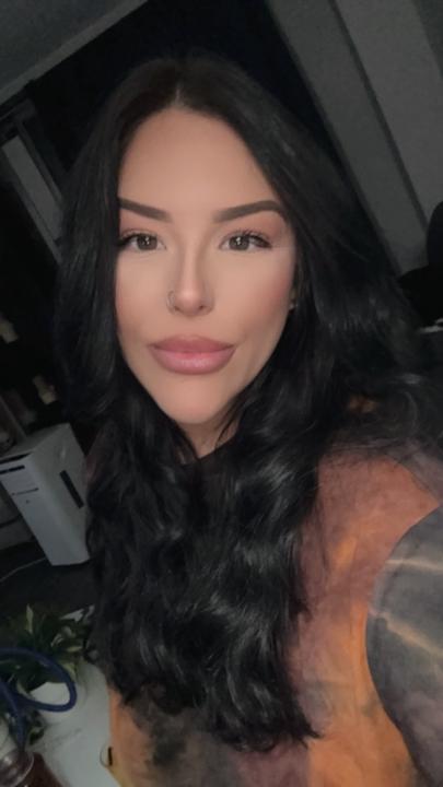 Nicole Dye