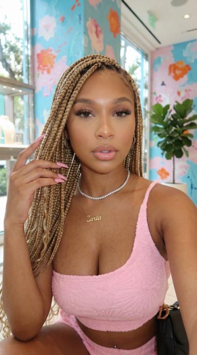 Zaria Monet