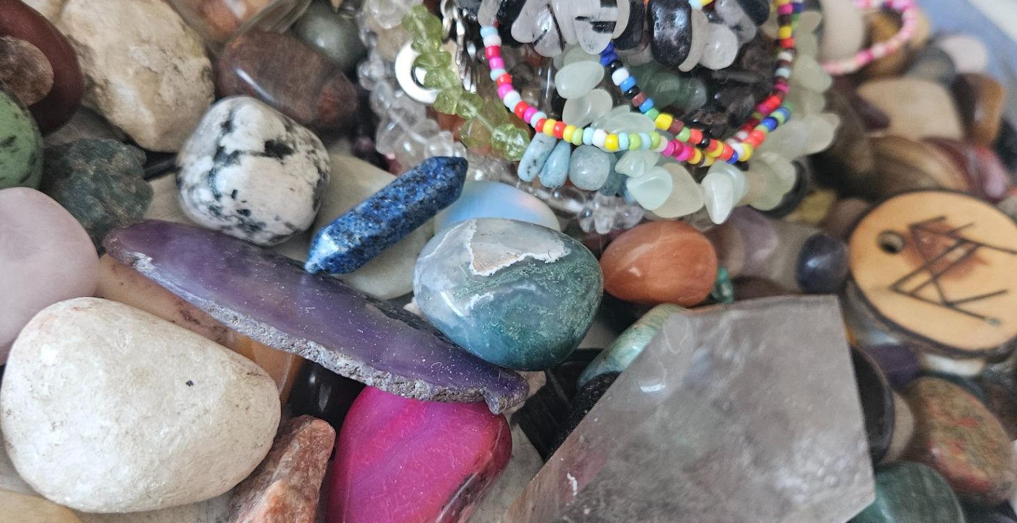 We learn a little abort chrystals ✨️