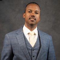 Darien Claxton