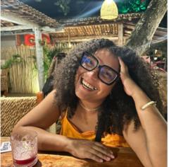 Lyzandra de Oliveira