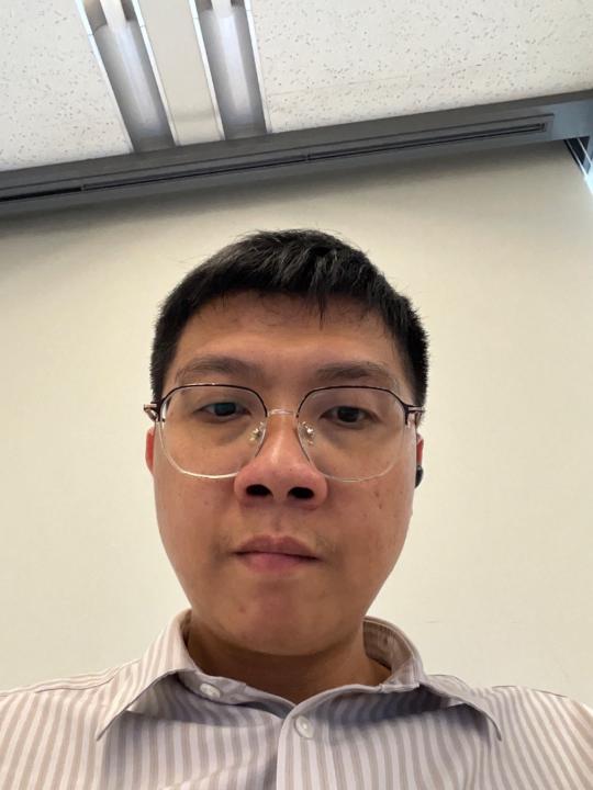 許 正明